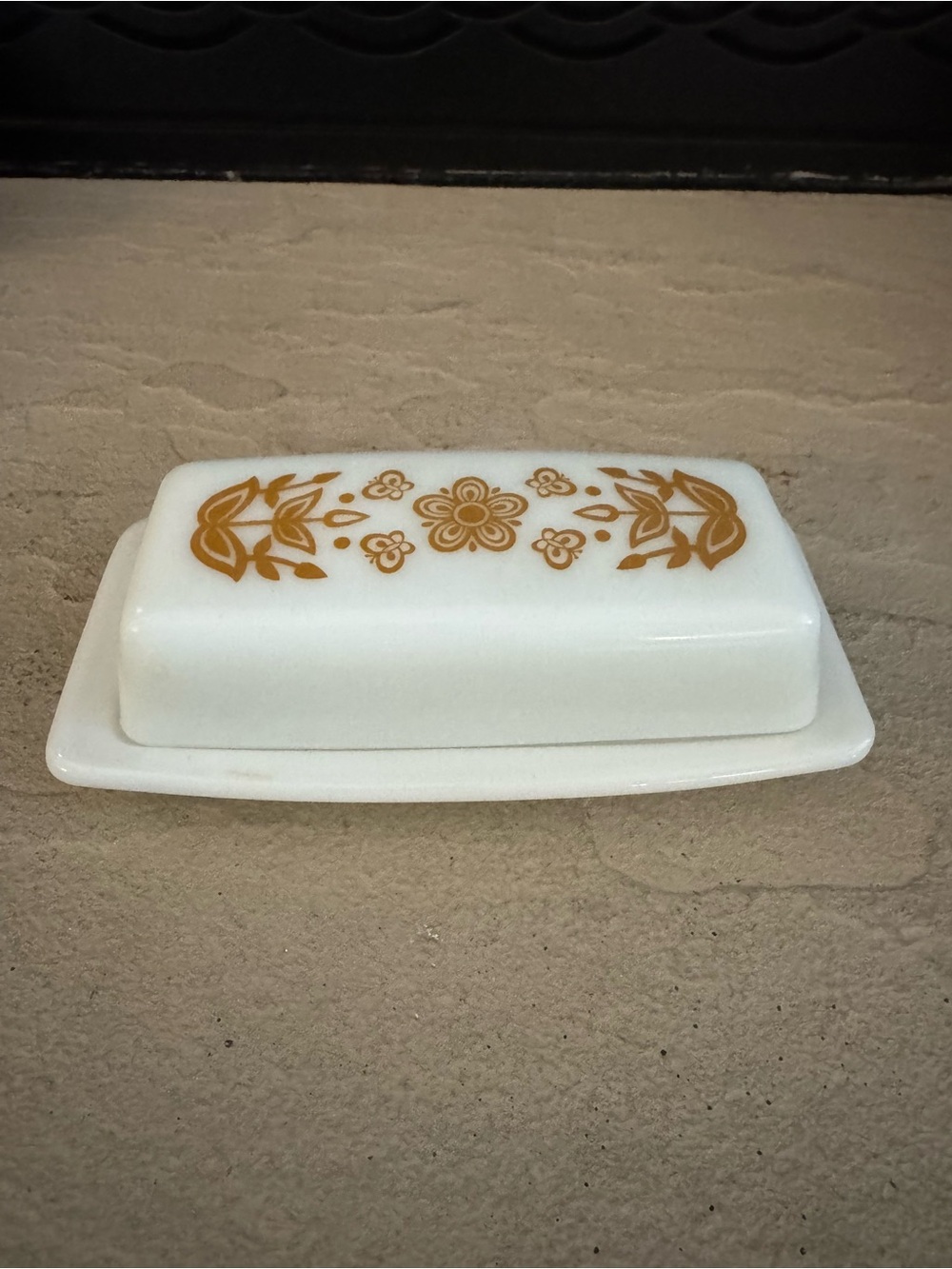 Vintage 1970’s Pyrex Butterfly Gold #72-B Covered Butter Dish White Milk Glass